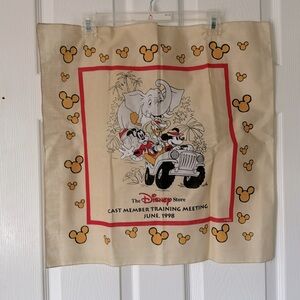The Disney Store Cast Member Training Meeting June 1998 Gift, Not Sold in Stores